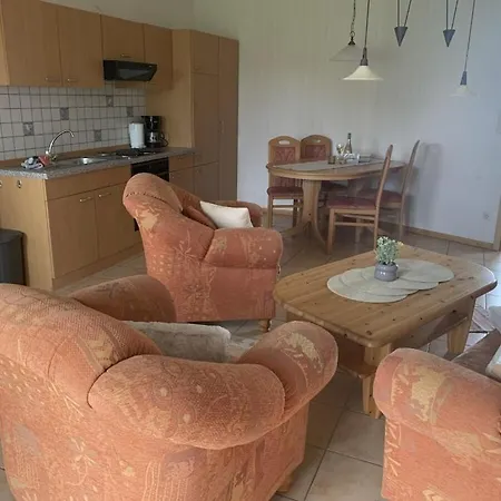 Semesterbostad With 2 Bedrooms